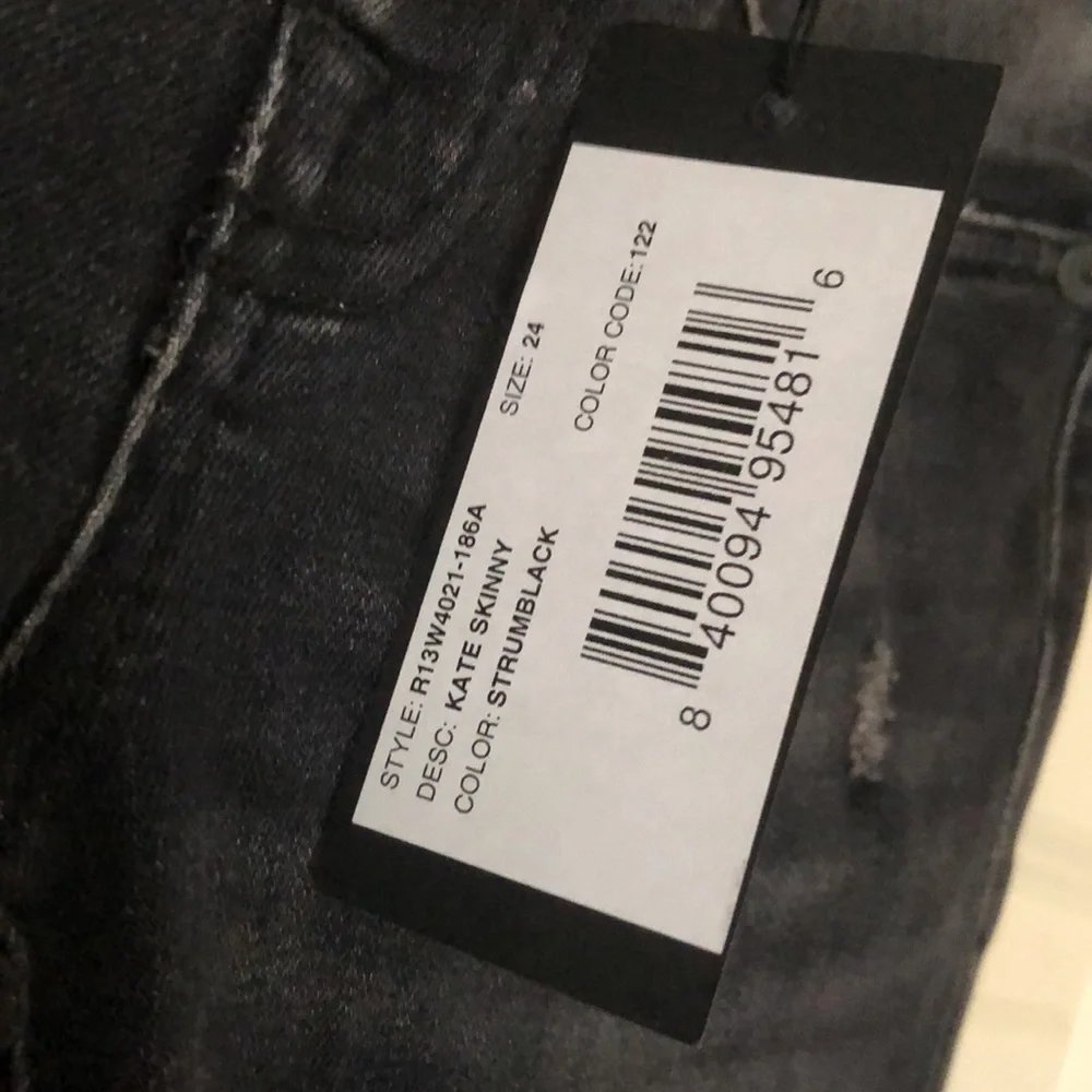 R13 Kate Skinny Jean in Strumblack PF20 Size24/xxs - Picture 3 of 9